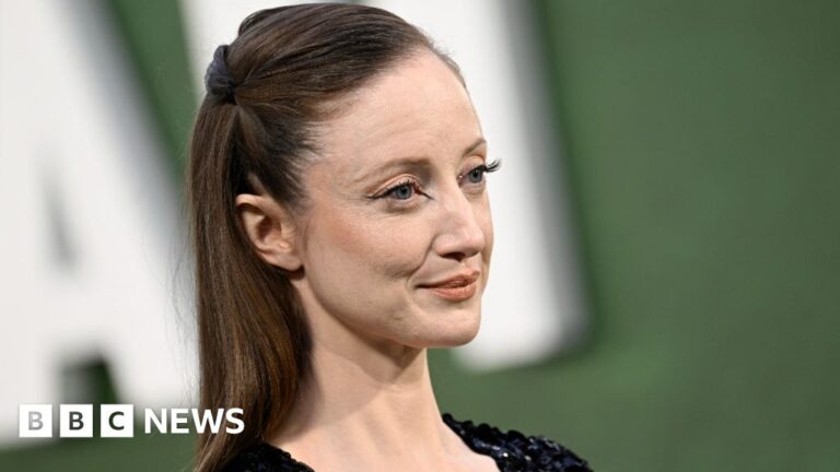 Andrea Riseborough: Oscar nomination to be reviewed by Academy – BBC